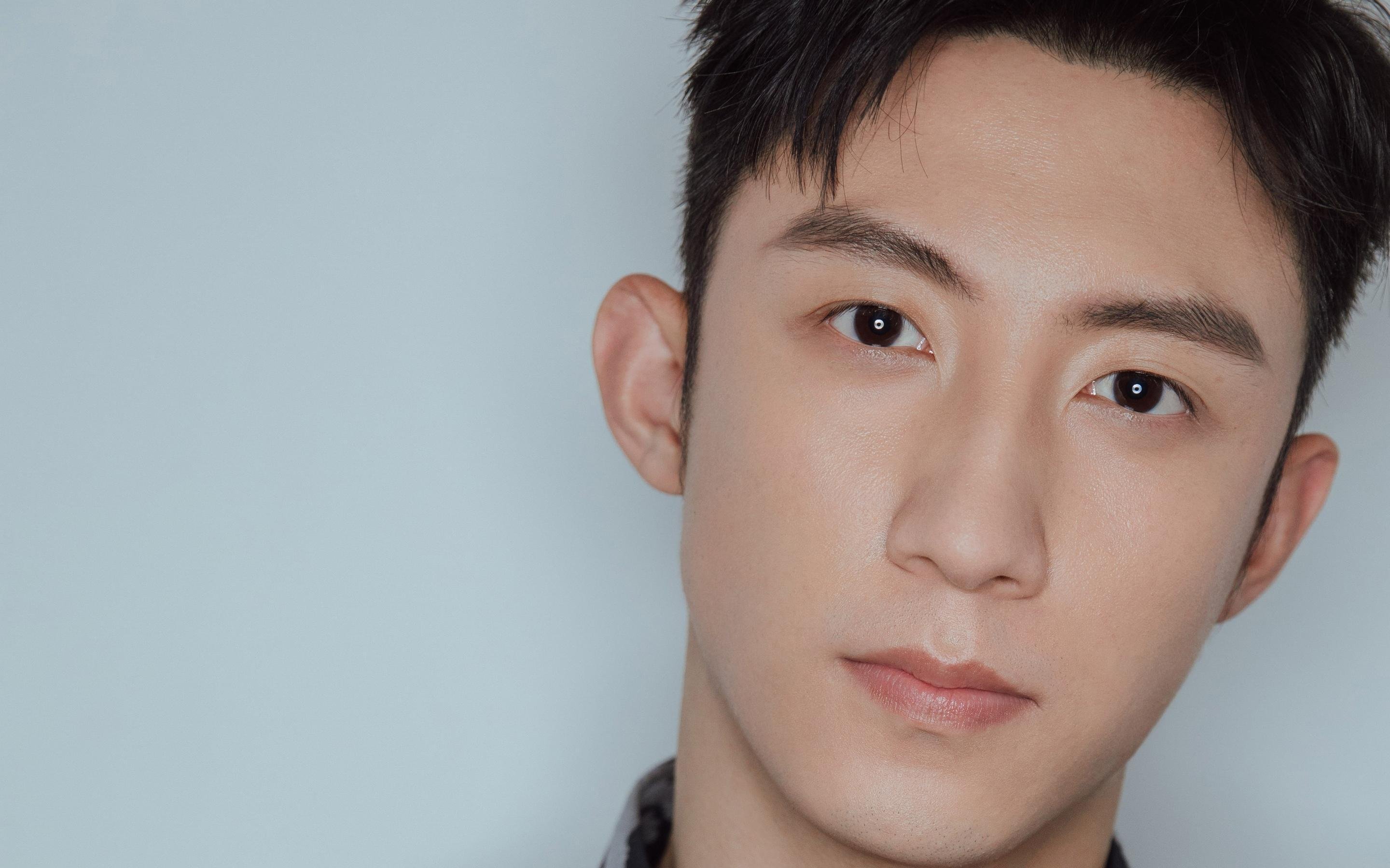 里昂门将因伤提前离场,或将缺席未来几场比赛,里昂哪个联赛